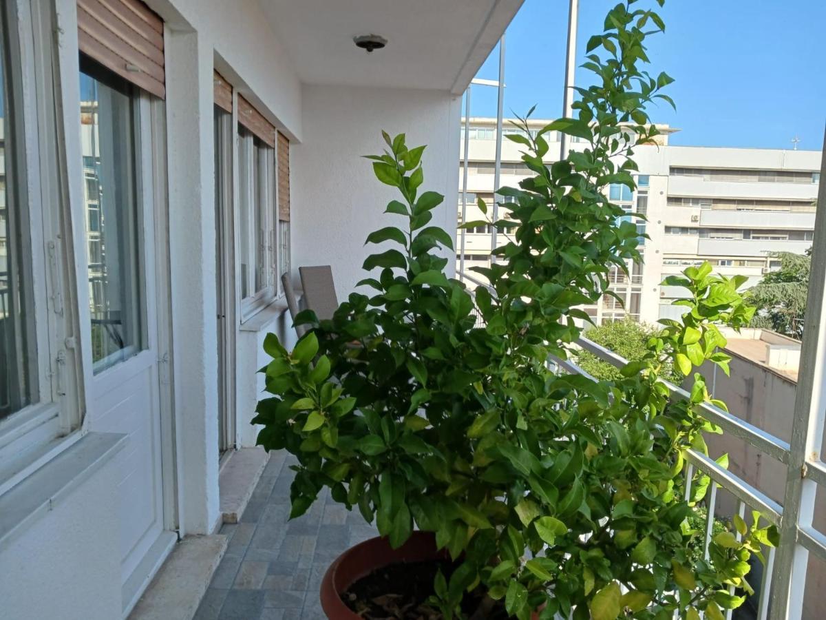 Room With Private Toilet And Balcony In City Center In Shared Apartment Сплит Экстерьер фото