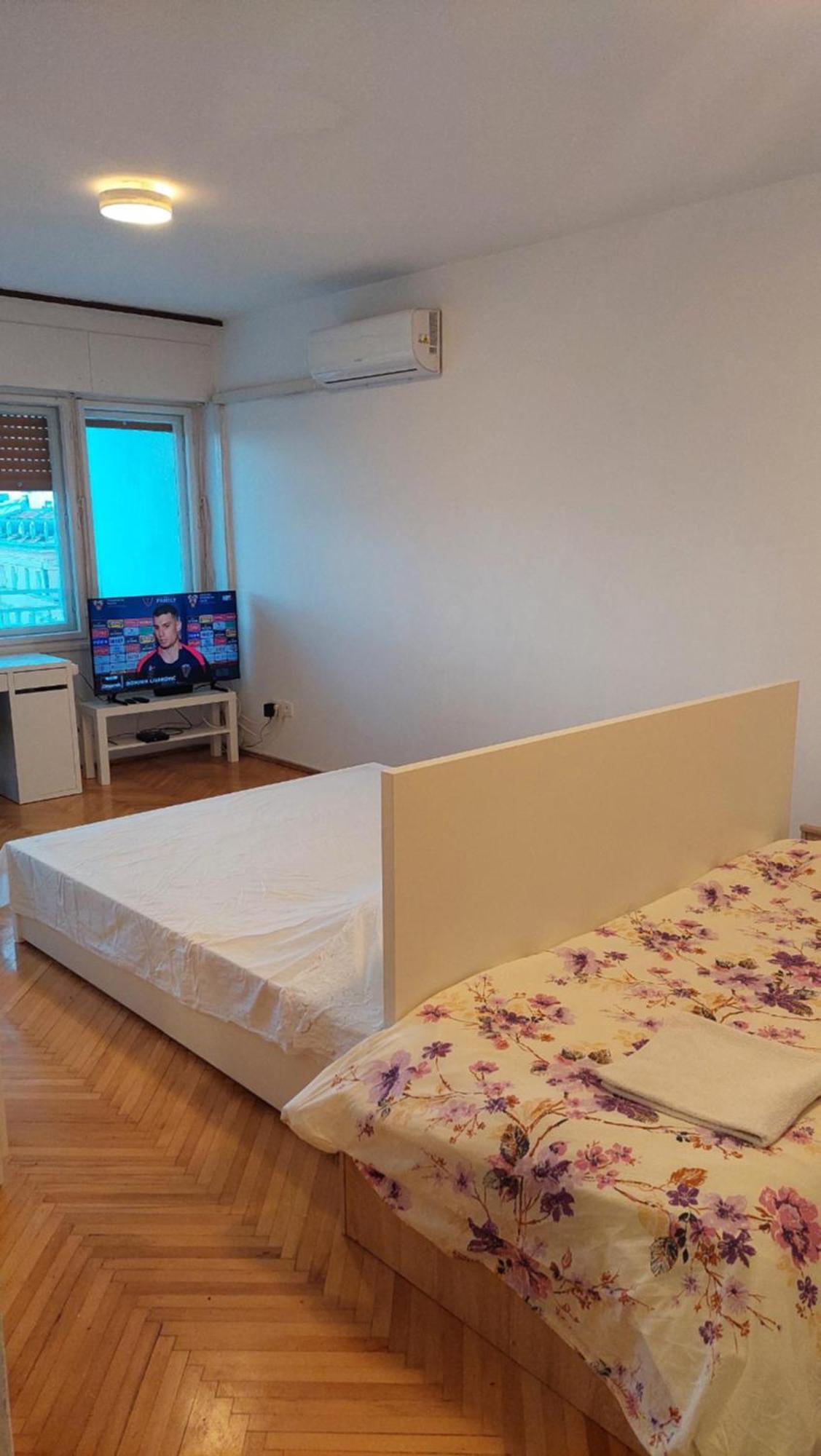 Room With Private Toilet And Balcony In City Center In Shared Apartment Сплит Экстерьер фото
